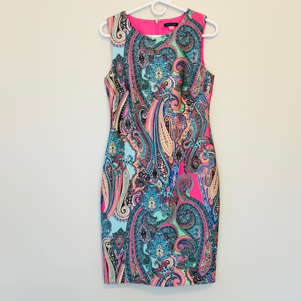 Tommy Hilfiger Vibrant Paisley Midi Dress